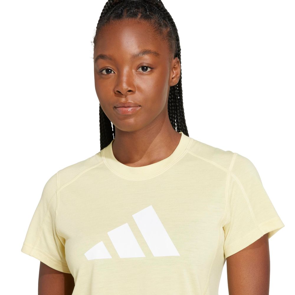 Camiseta-Adidas-Essentials-Logo-|-Feminina